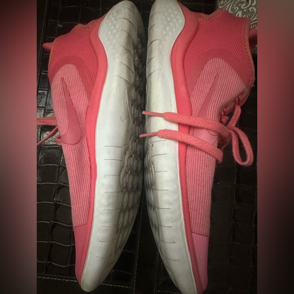 Nike Free RN Running Coral Pink Running Shoe AH5208-800 Women’s Sneaker Size 8.5 - Picture 3 of 7